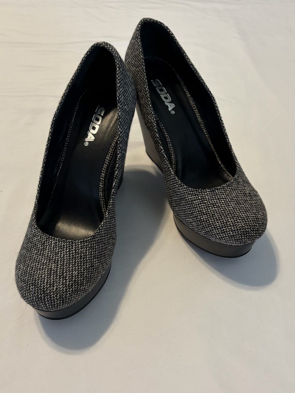 Soda Black and Gray Tweed Platform Pumps